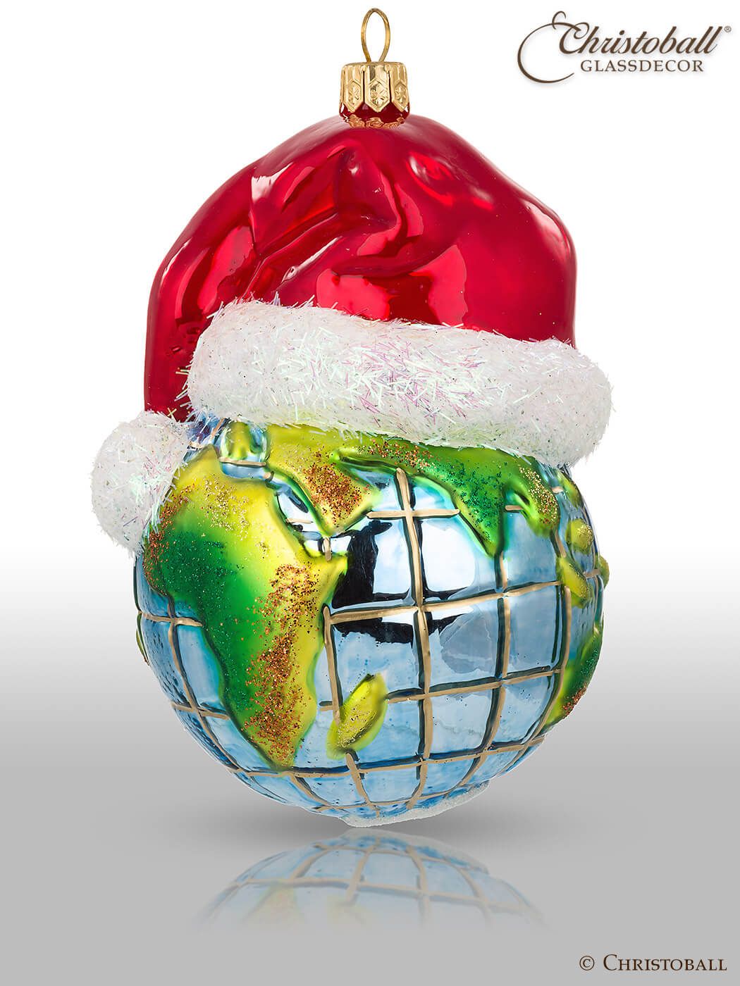 Globus mit Weihnachtsmütze