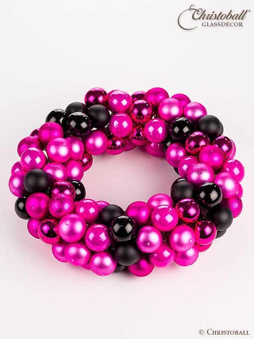 Pure Traumkranz - Weihnachtskranz aus Glaskugeln