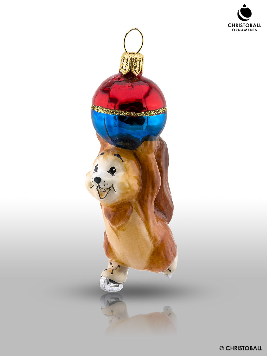 Nostalgia Kollektion - Eichhörnchen mit einer Weihnachtskugel